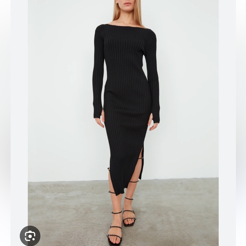 - Toteme Orville side slit midi dress Xxs
